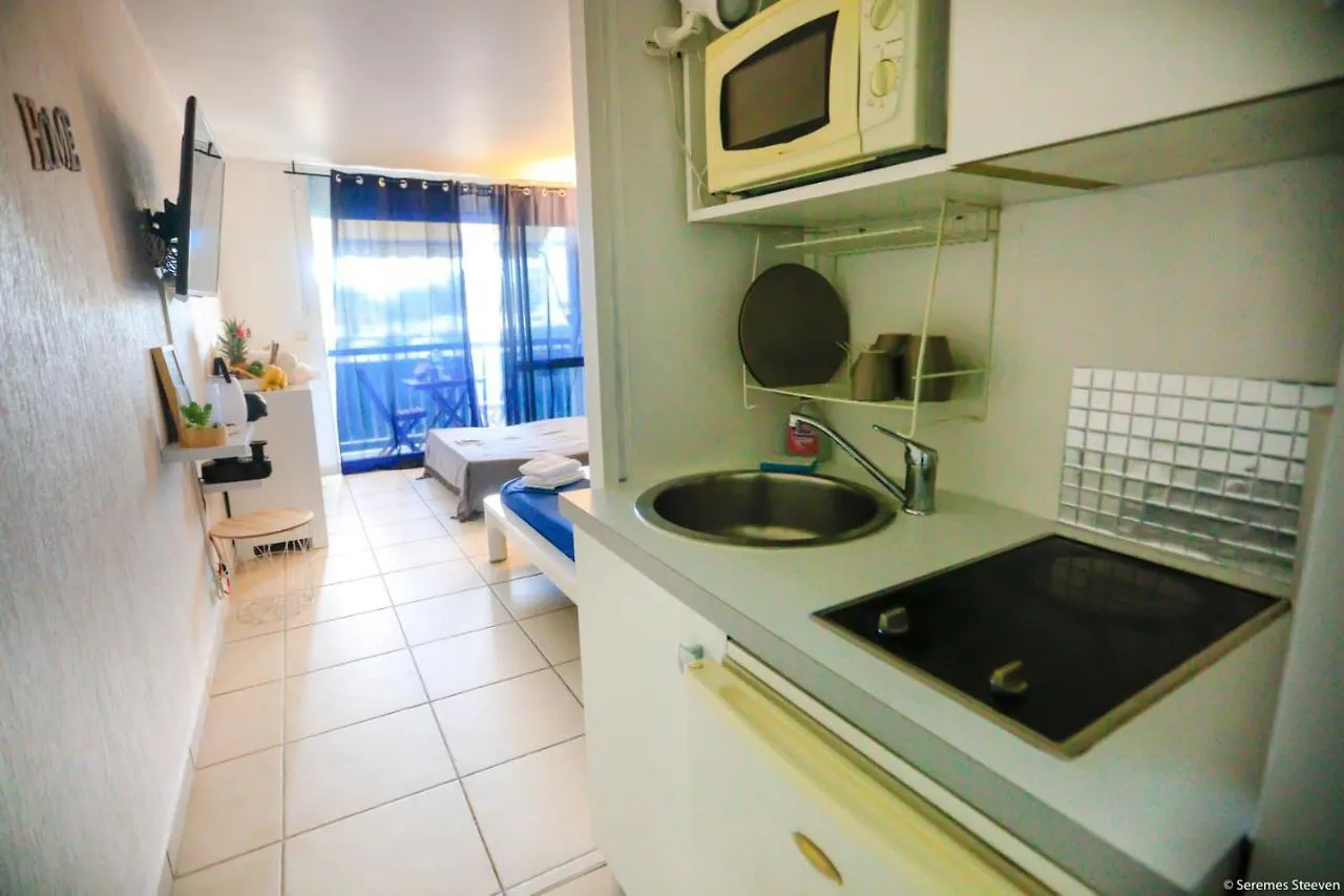 Le Paradis Studio Avec Son Access Plage Et Sans Coupure D'Eau Le Gosier